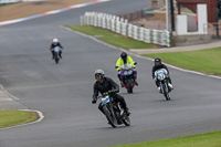 Vintage-motorcycle-club;eventdigitalimages;mallory-park;mallory-park-trackday-photographs;no-limits-trackdays;peter-wileman-photography;trackday-digital-images;trackday-photos;vmcc-festival-1000-bikes-photographs